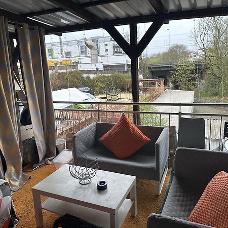 Schoenes Zimmer In Bahnhofsnaehe In Einer Wohnung Mit Grosser Terrasse Gießen Eksteriør bilde