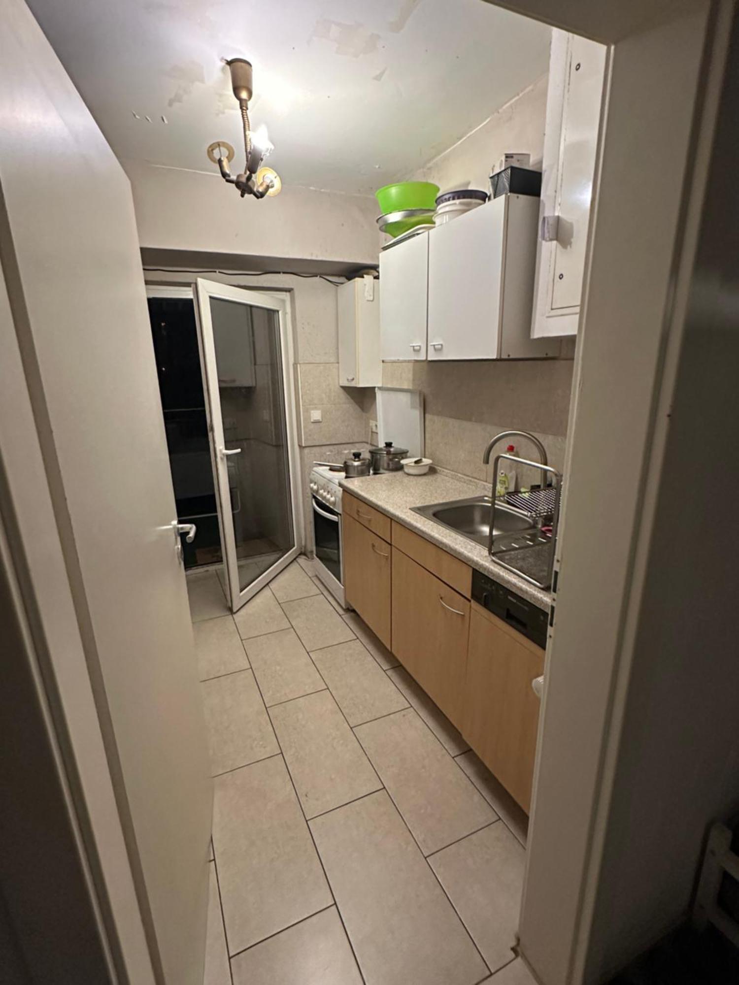 Schoenes Zimmer In Bahnhofsnaehe In Einer Wohnung Mit Grosser Terrasse Gießen Eksteriør bilde