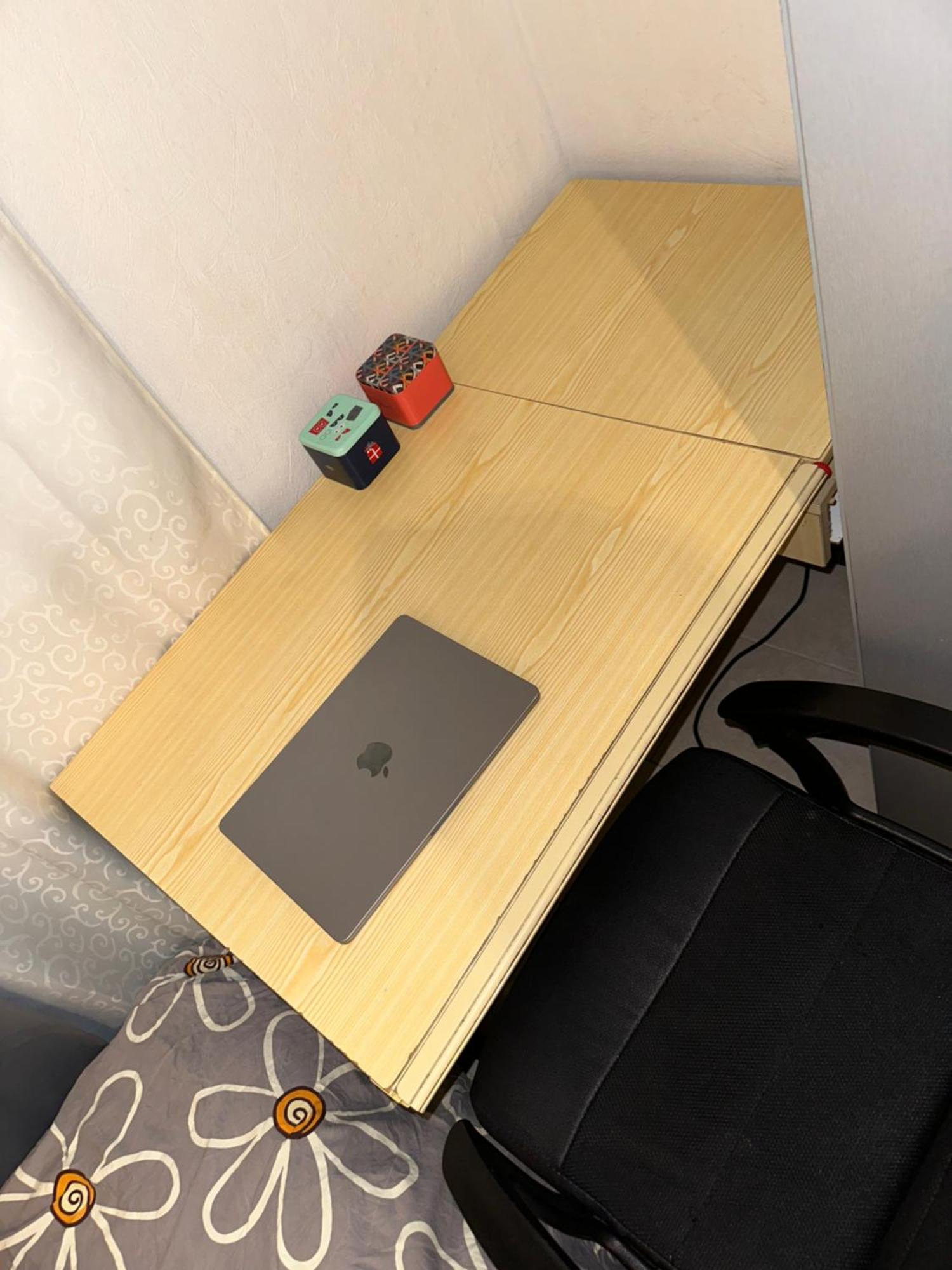 Schoenes Zimmer In Bahnhofsnaehe In Einer Wohnung Mit Grosser Terrasse Gießen Eksteriør bilde
